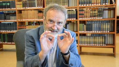 Rendhagyó Irodalomóra - Bízva Bízzál