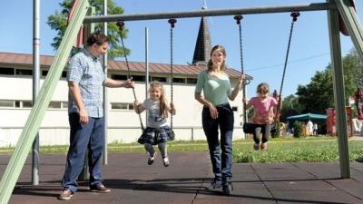 „Heiße Liebe mit Folgen“ an Ungarns beliebtem Heilsee