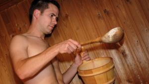 Ice, honey, sea salt and medicinal water sauna shows
