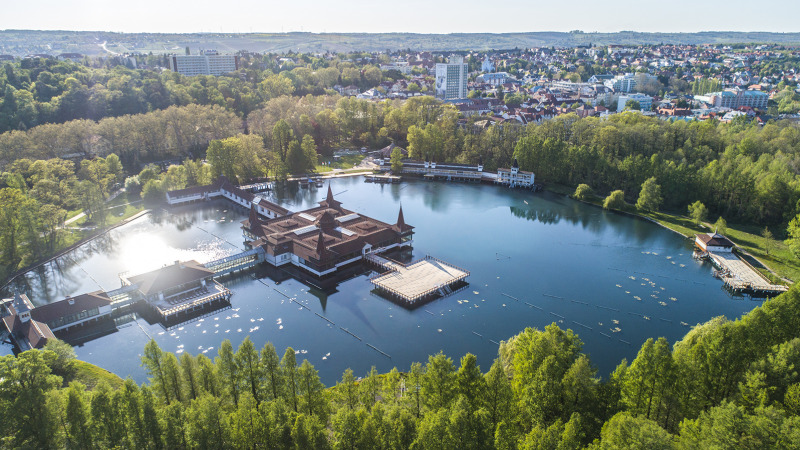 Lake Hévíz is open again without any restrictions